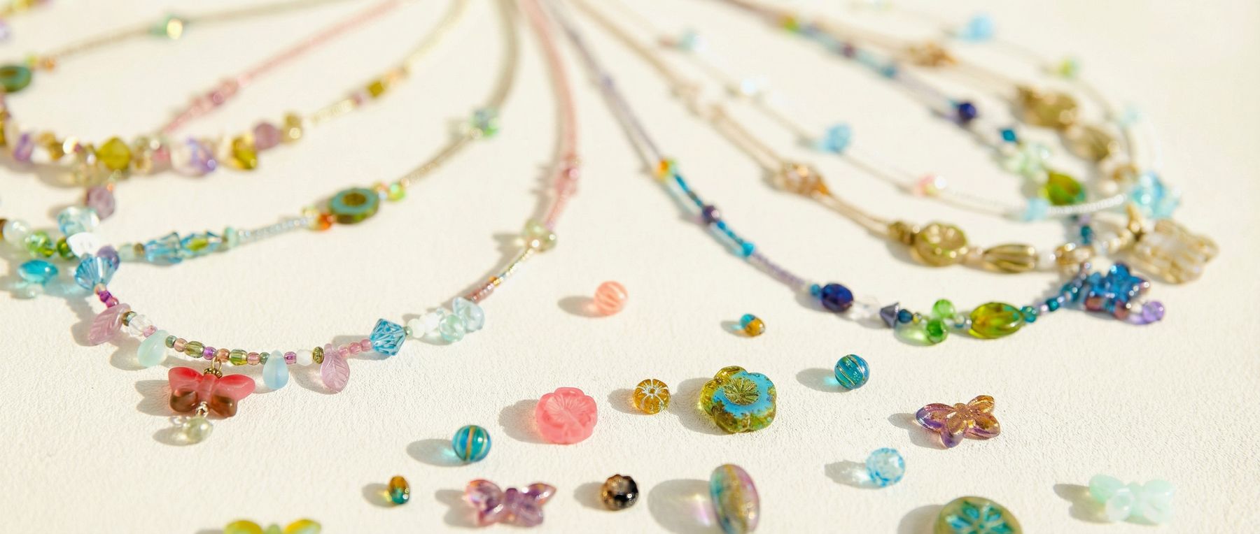 Innhue Czech glass jewelry banner